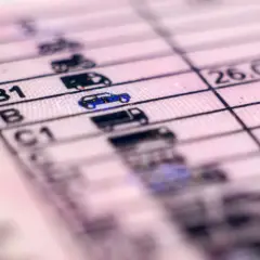 Jak odzyskać prawo jazdy po elektronicznym zatrzymaniu – krok po kroku