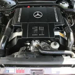 Mercedes W124 - jakie silniki benzynowe oferują najlepsze osiągi?