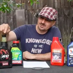 Jaki olej do silnika Briggs&Stratton? Wybierz najlepszy dla swojego silnika