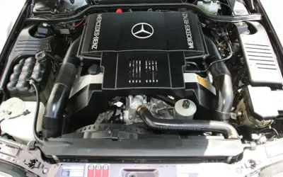 Mercedes W124 - jakie silniki benzynowe oferują najlepsze osiągi?