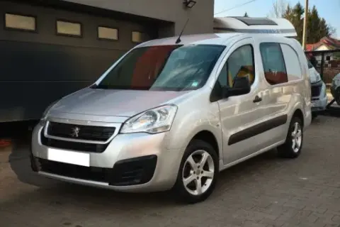 Peugeot Partner: Jaki silnik wybrać? Poradnik i porównanie
