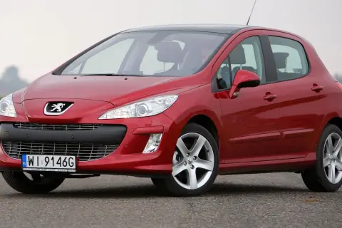 Peugeot 308 jaki silnik wybrać, aby uniknąć wysokich kosztów paliwa?