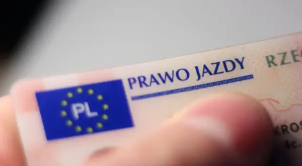 Czy prawo jazdy bezterminowe trzeba wymieniać? Sprawdź, co musisz wiedzieć